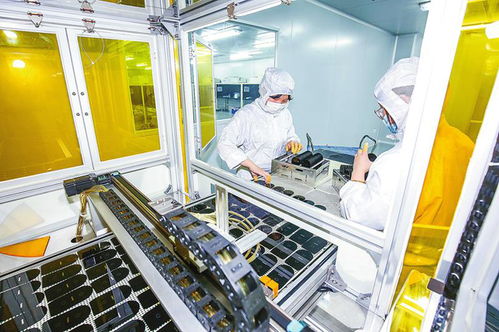 盐城市政府图片新闻 江苏安蒲光学科技工人赶制订单 技术咨询助力生产